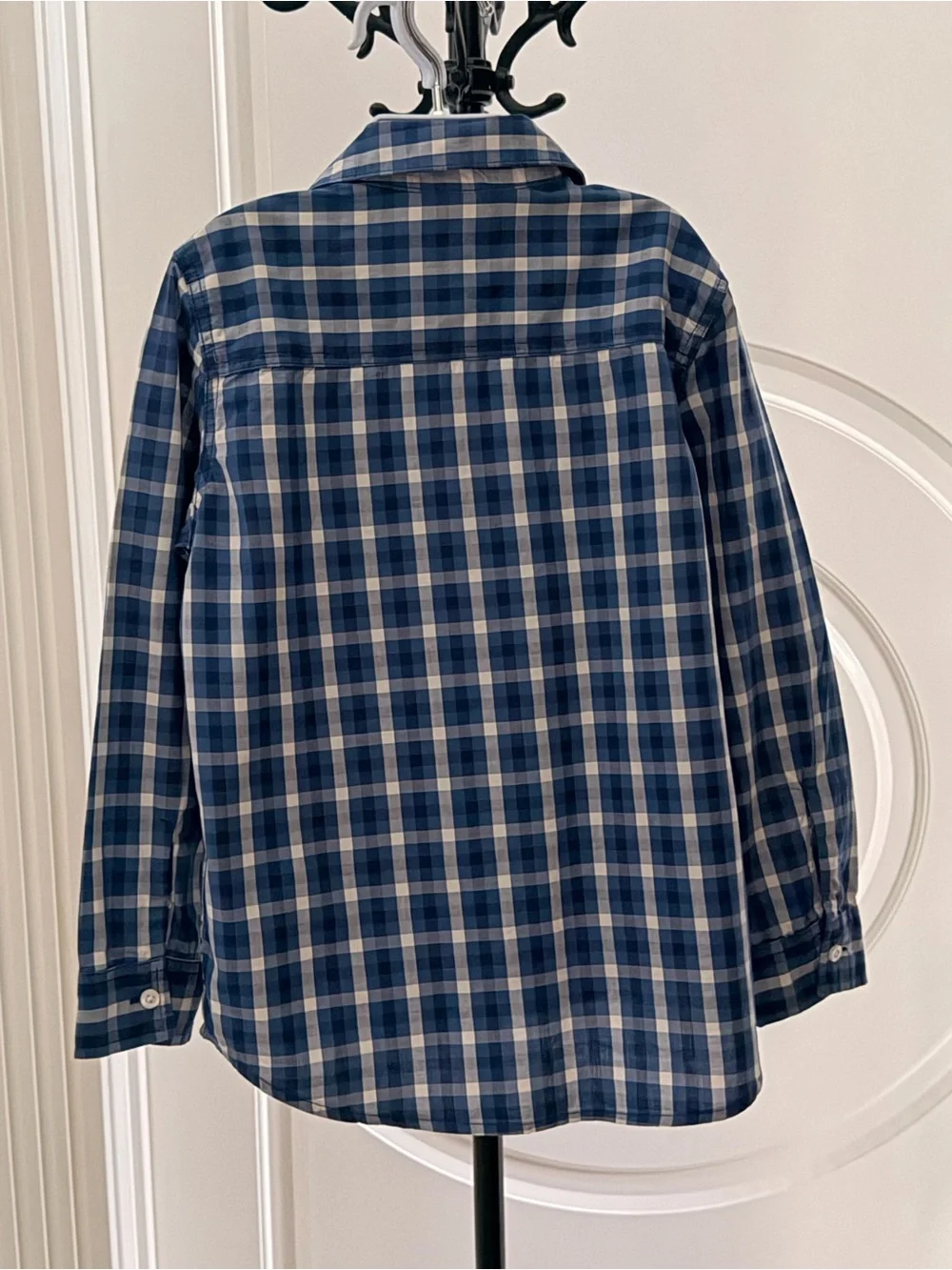 GAP Boys Navy and White Plaid Button-Down Shirt Size 8